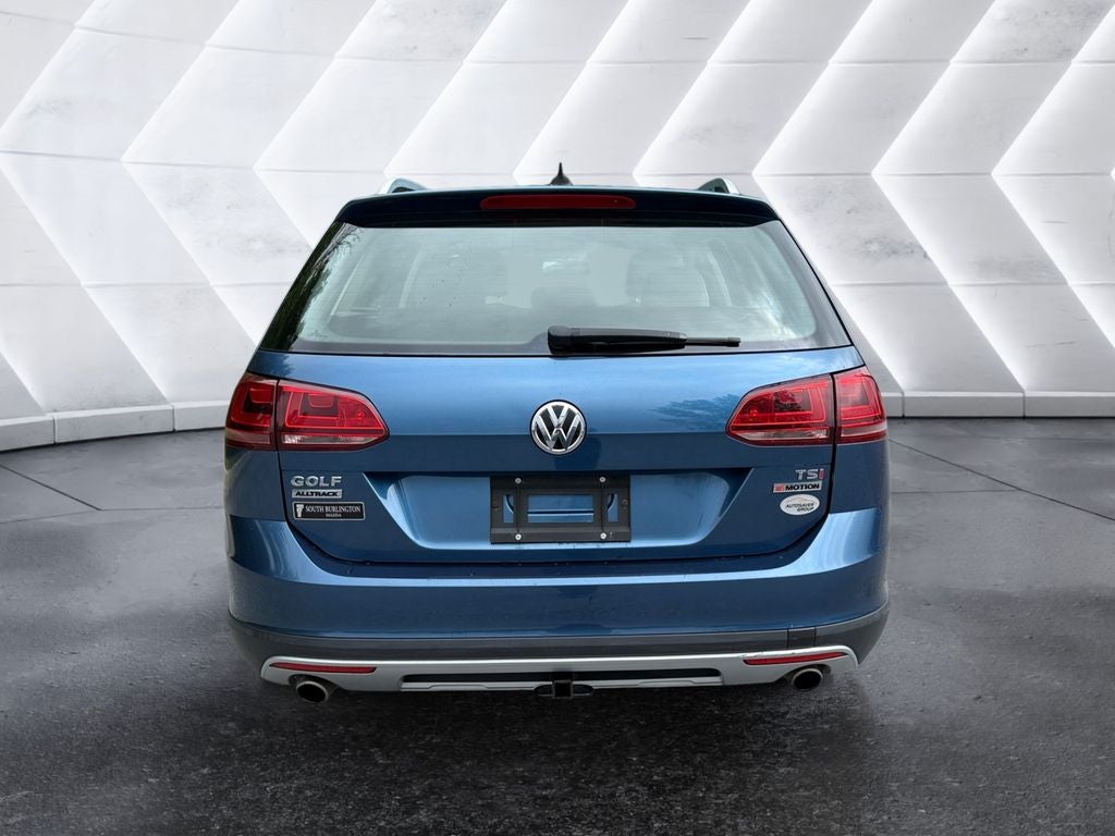 2017 Volkswagen Golf Alltrack Base