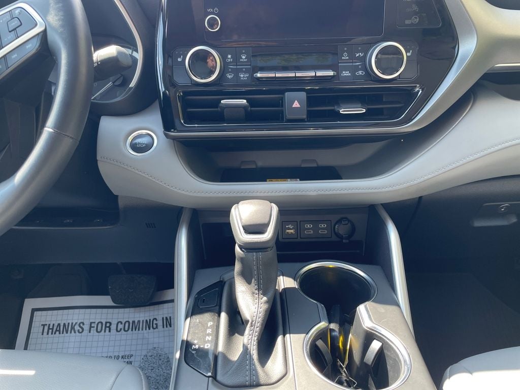 2024 Toyota Highlander Base