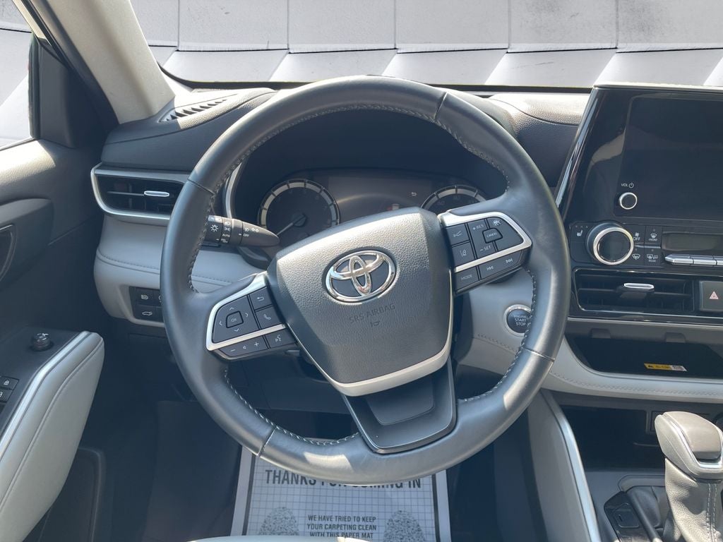 2024 Toyota Highlander Base