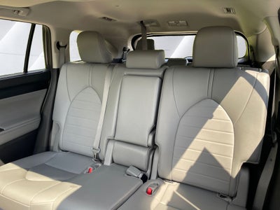 2024 Toyota Highlander Base