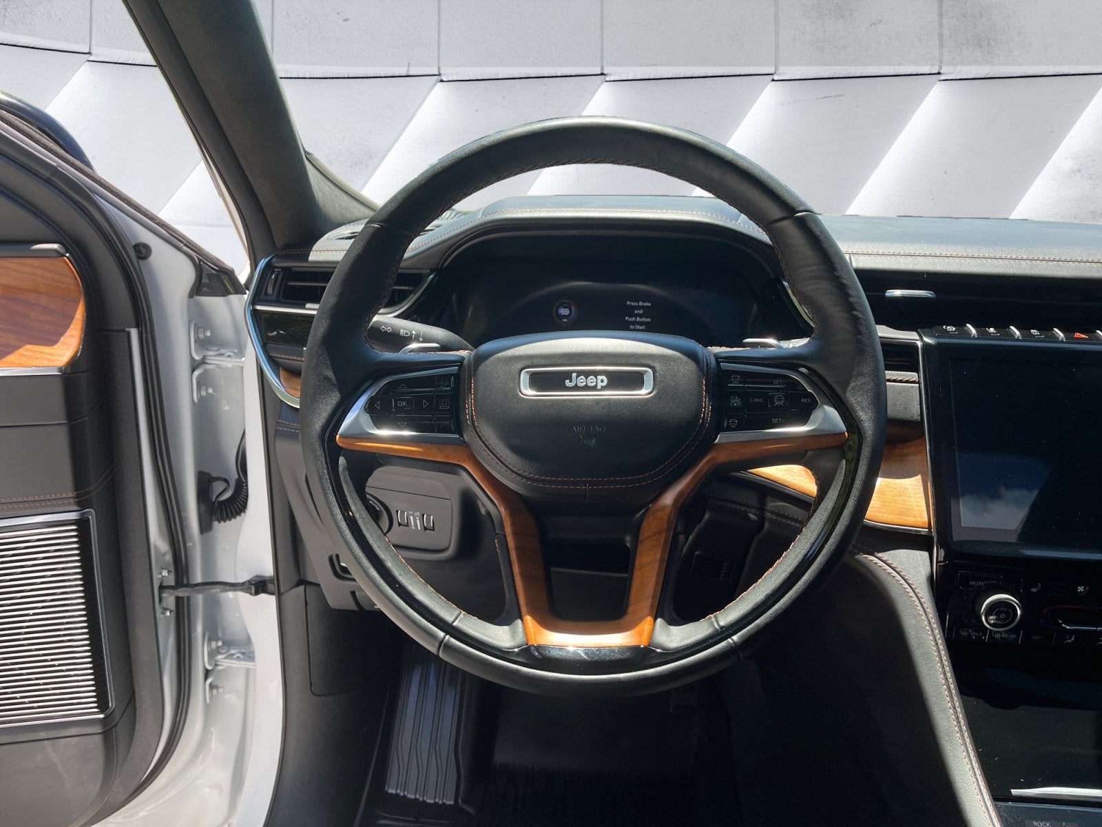2024 Jeep Grand Cherokee L Summit Reserve 4x4