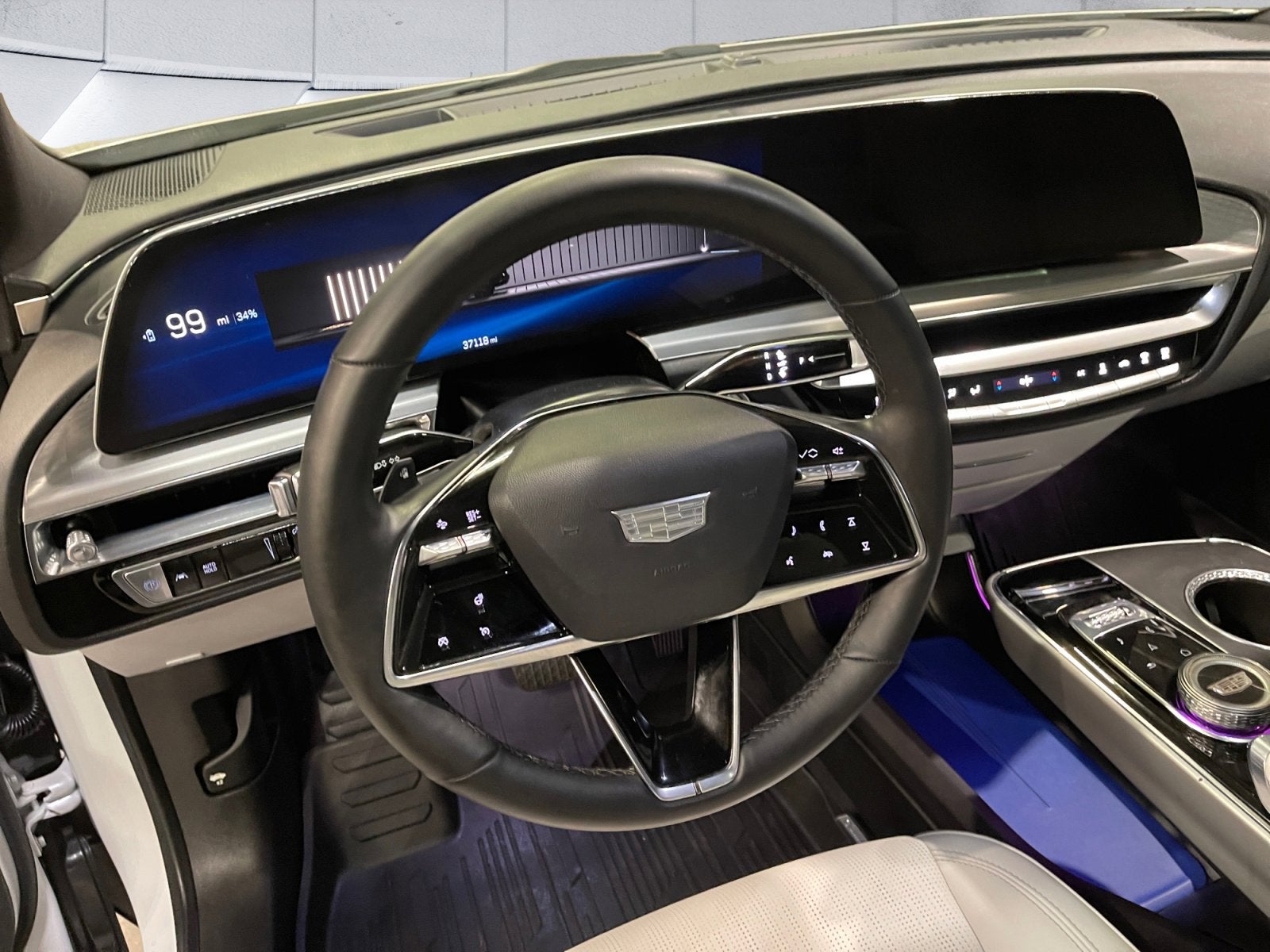 2024 Cadillac LYRIQ Sport 1