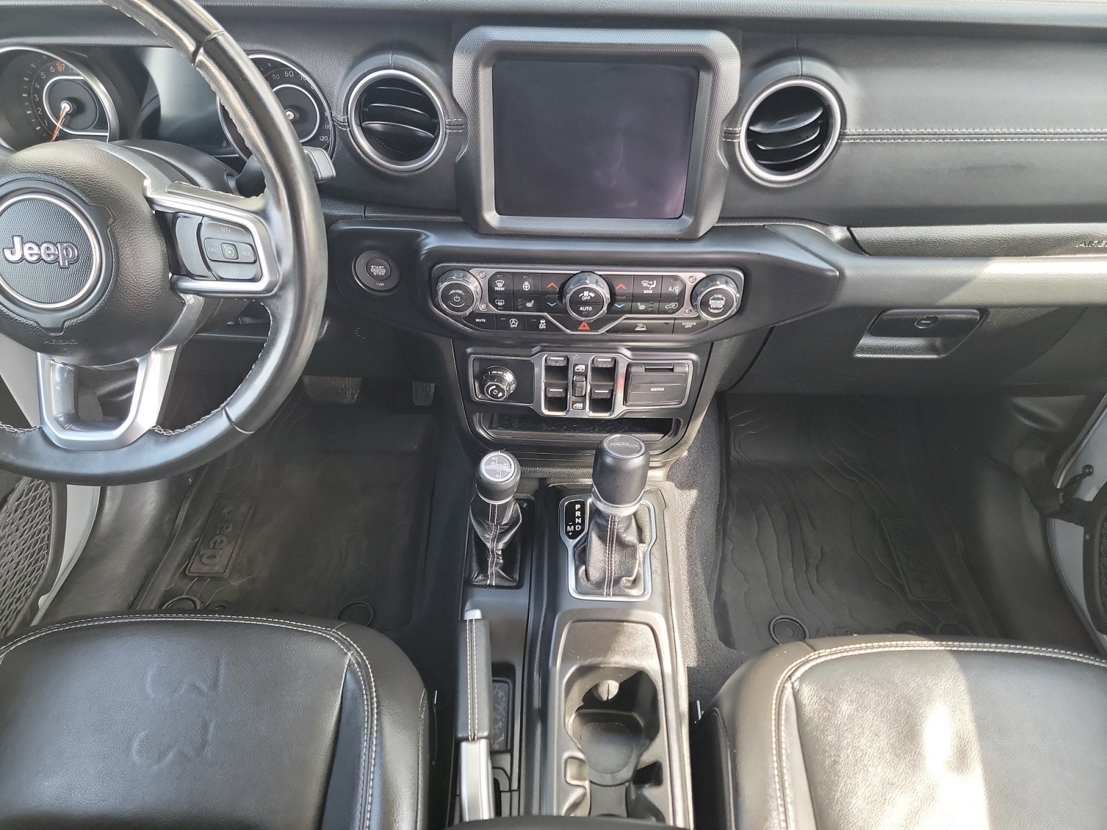 2022 Jeep Gladiator Overland