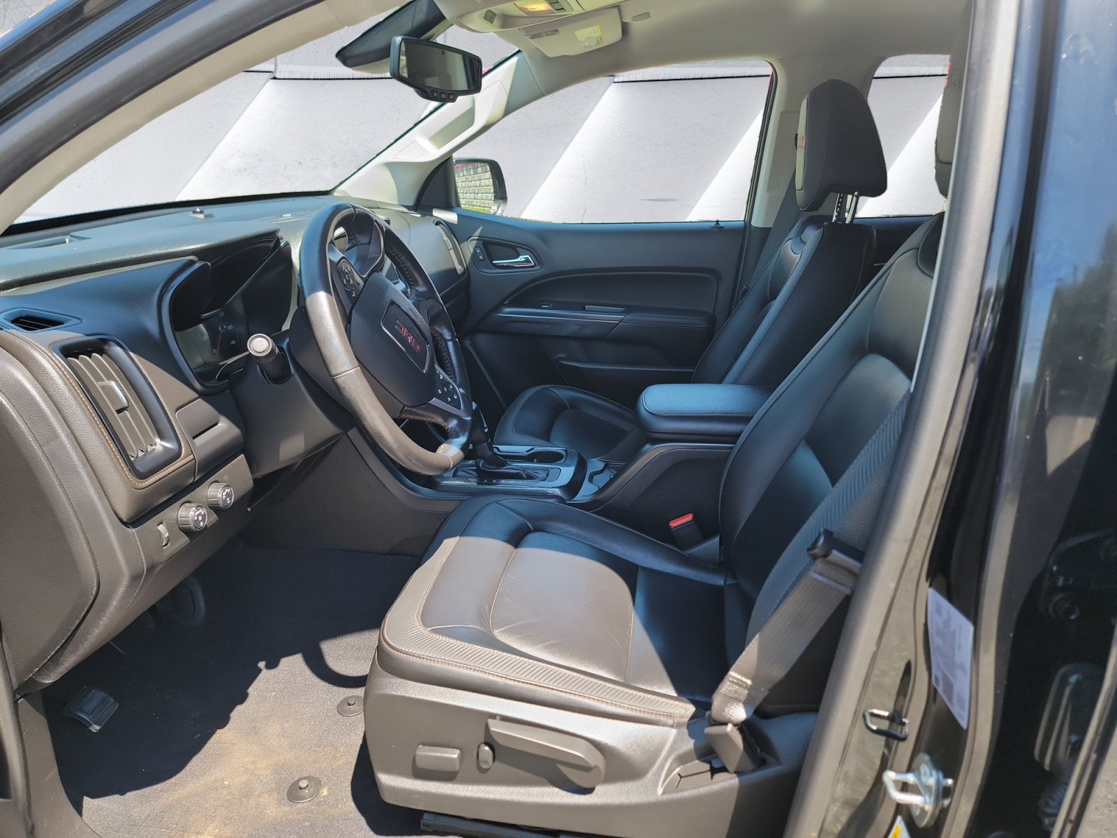 2021 GMC Canyon 4WD AT4 w/Leather