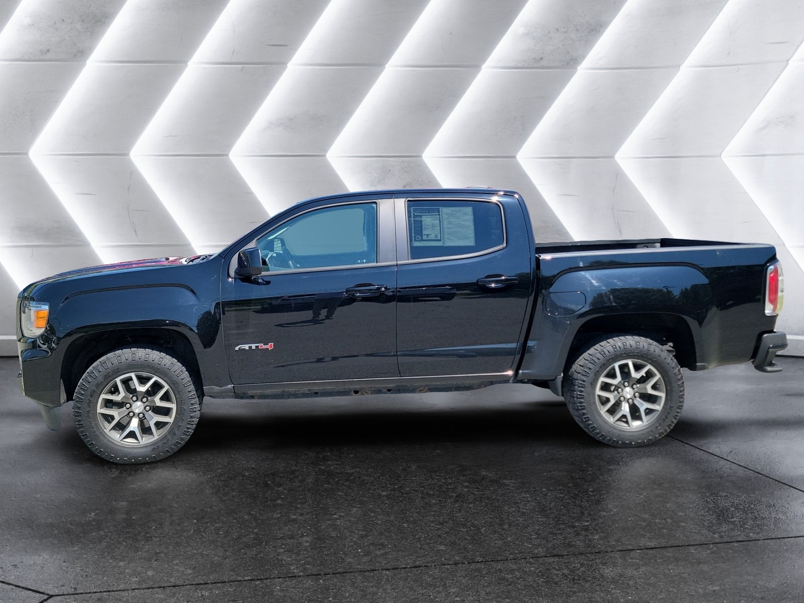 2021 GMC Canyon 4WD AT4 w/Leather