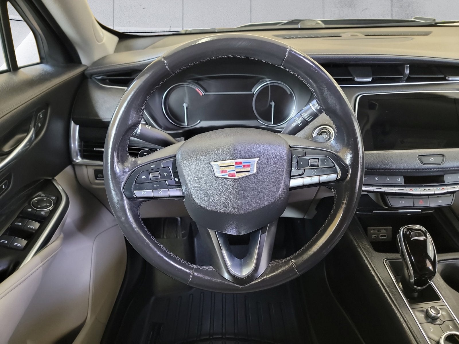 2020 Cadillac XT4 AWD Premium Luxury