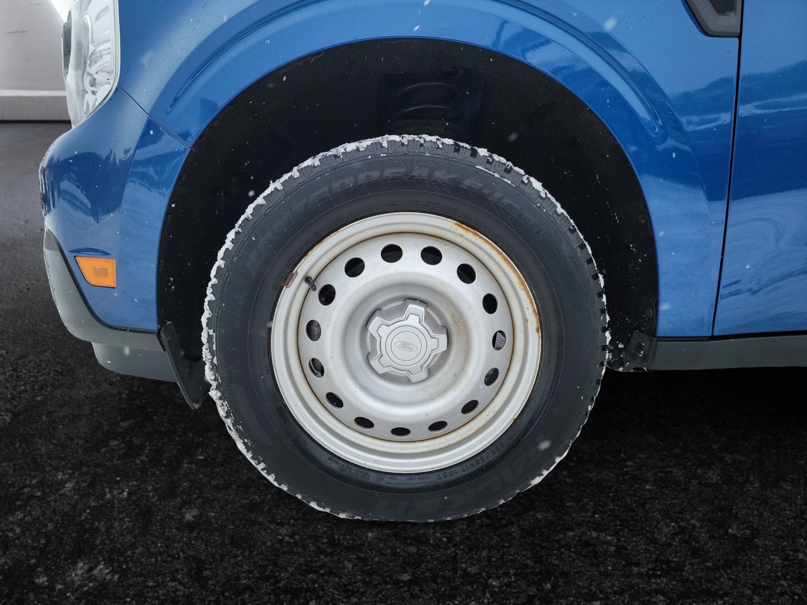 2023 Ford Maverick XL