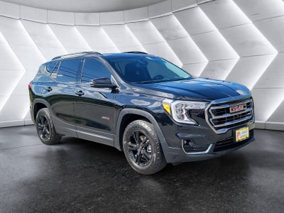 2024 GMC Terrain AT4