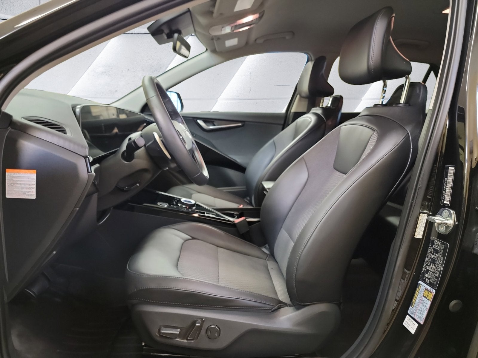 2023 Kia Niro Plug-In Hybrid EX