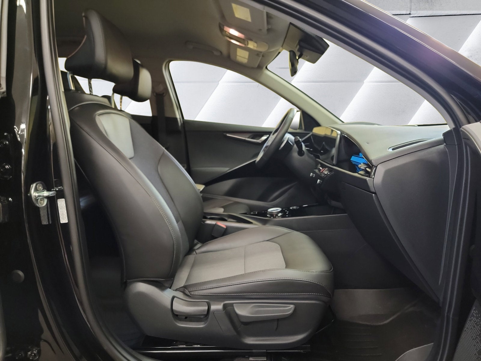 2023 Kia Niro Plug-In Hybrid EX