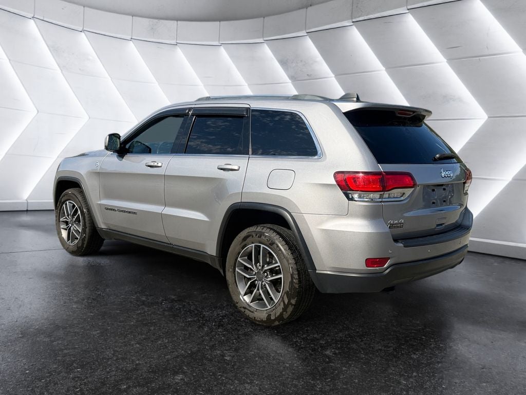 2020 Jeep Grand Cherokee Laredo