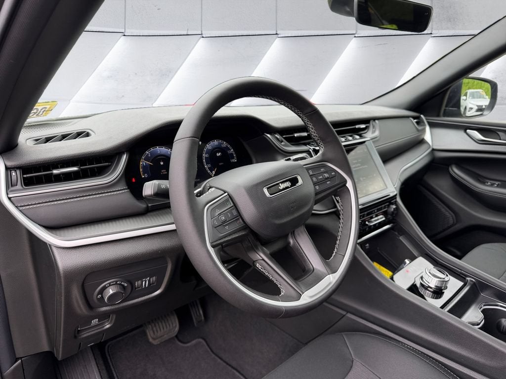 2026 Jeep Grand Cherokee Laredo X
