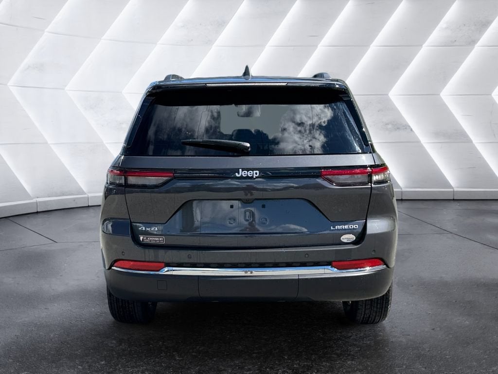 2026 Jeep Grand Cherokee Laredo X