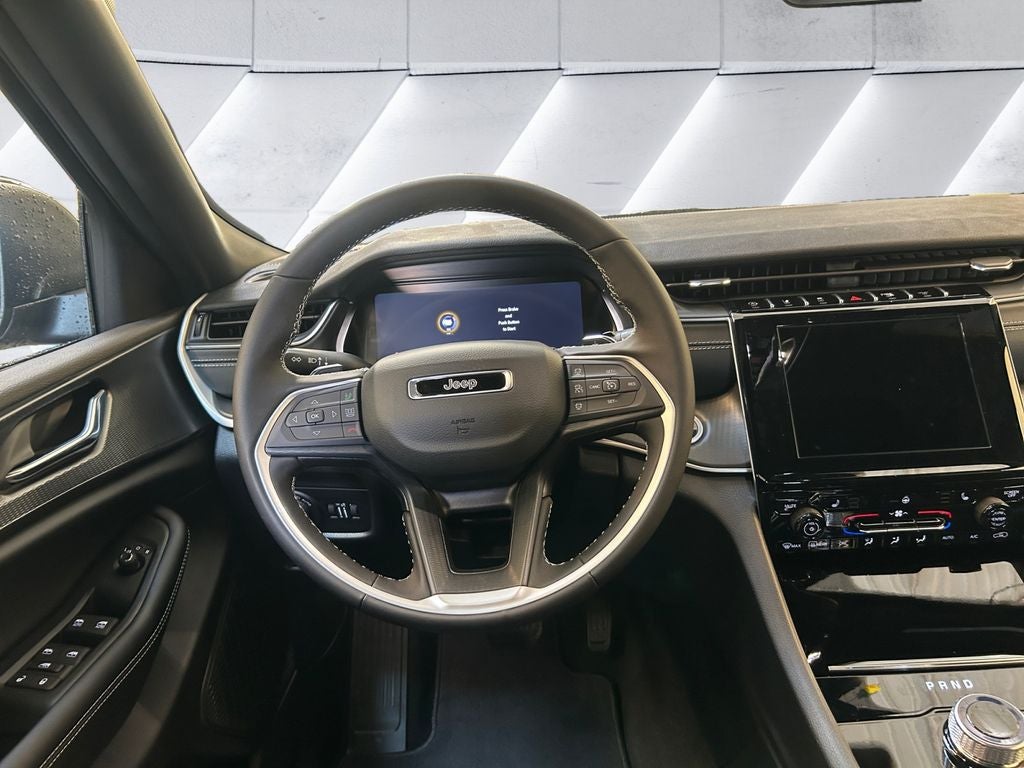 2025 Jeep Grand Cherokee Laredo X