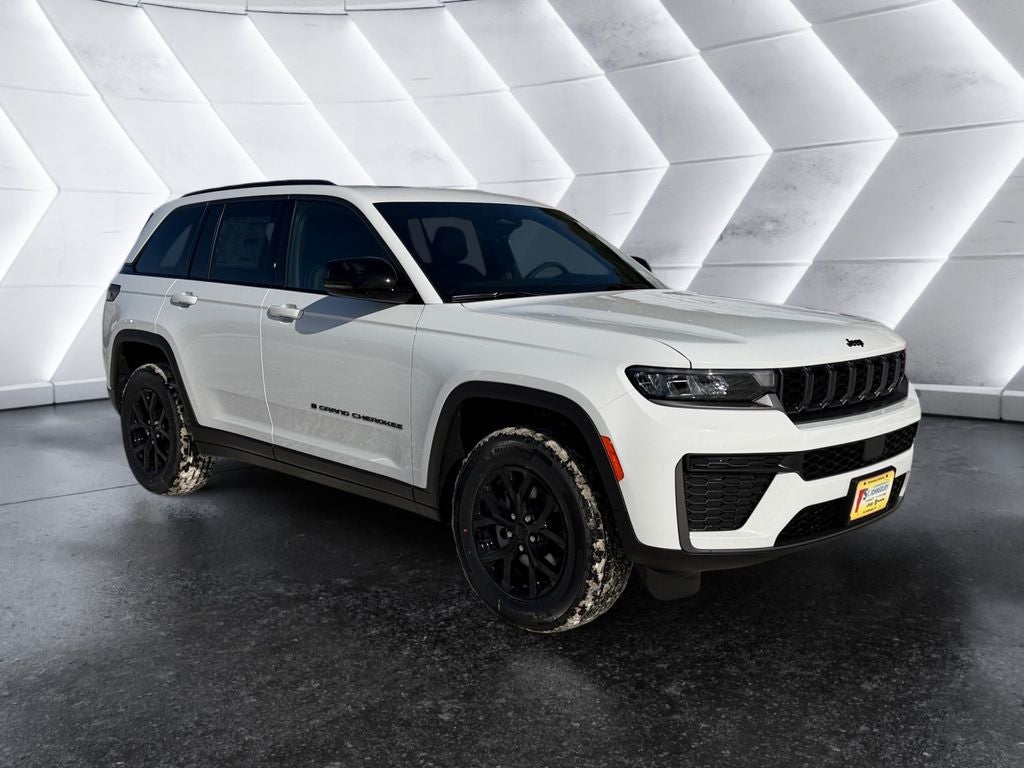 2026 Jeep Grand Cherokee Laredo