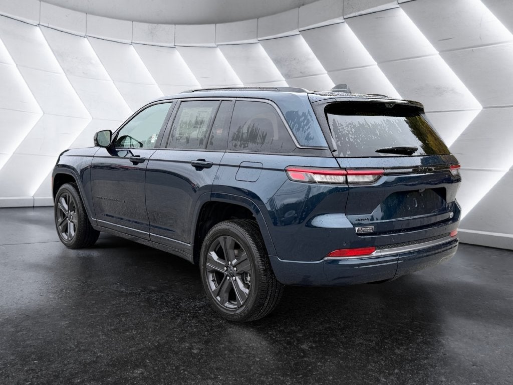 2027 Jeep Grand Cherokee Limited Reserve