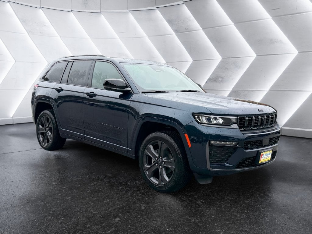 2027 Jeep Grand Cherokee Limited Reserve