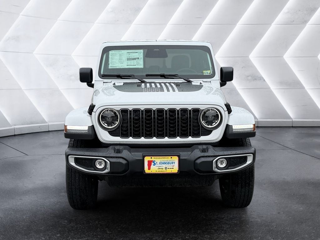 2026 Jeep Gladiator Sahara