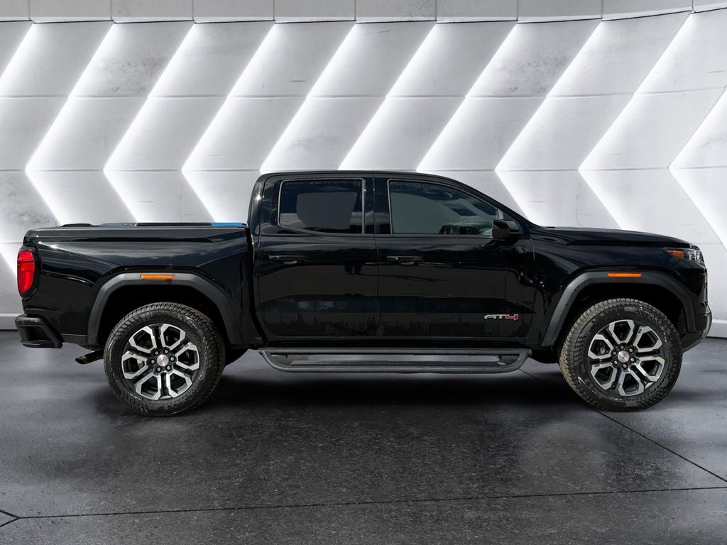 2024 GMC Canyon AT4