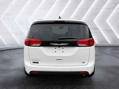 2027 Chrysler Pacifica LX