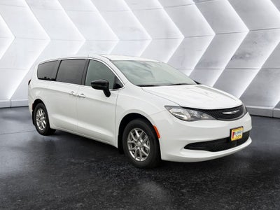 2027 Chrysler Pacifica LX