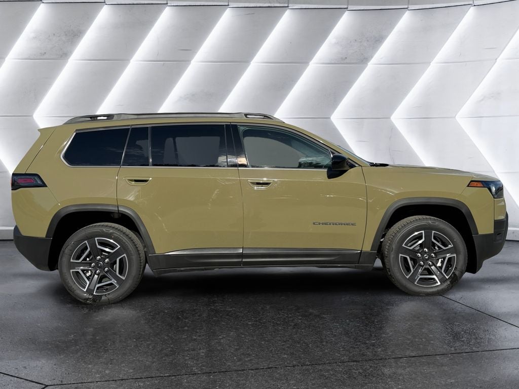 2026 Jeep Cherokee Laredo