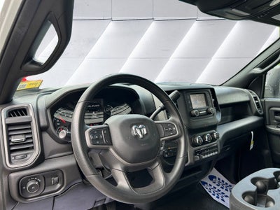 2024 RAM 3500 Chassis Cab TRADESMAN Flat Bed Stake Body