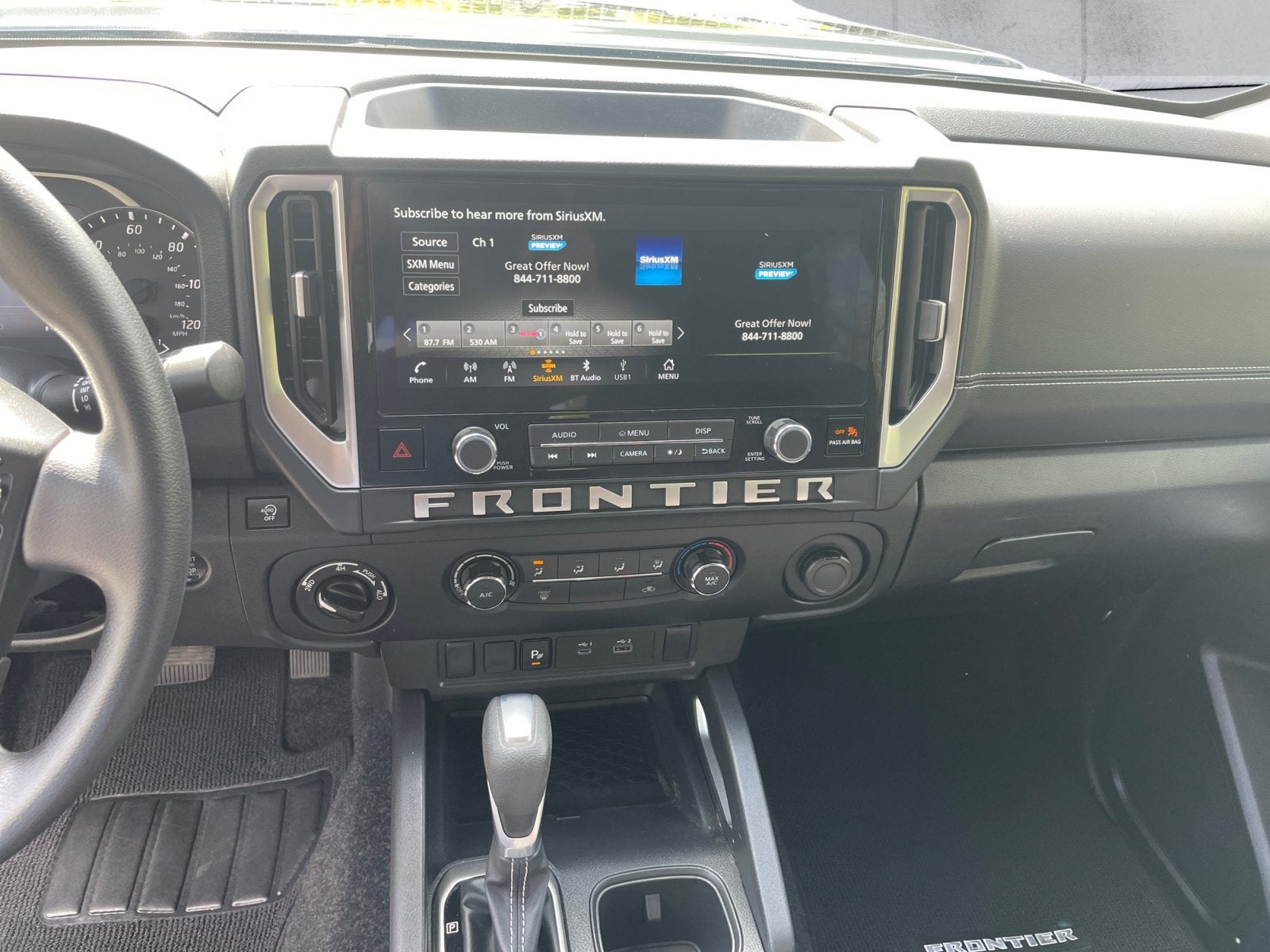 2026 Nissan Frontier SV