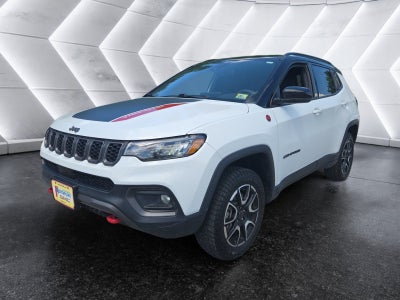 2025 Jeep Compass Trailhawk 4x4