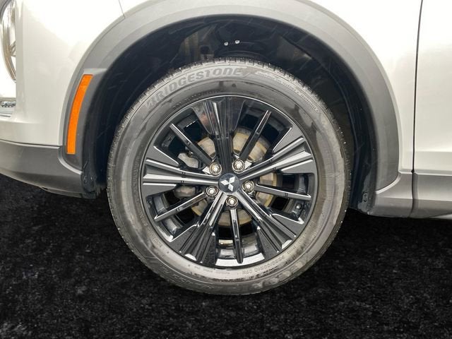 2022 Mitsubishi Eclipse Cross LE