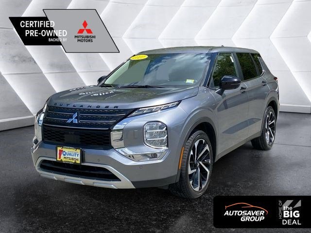 2022 Mitsubishi Outlander Base