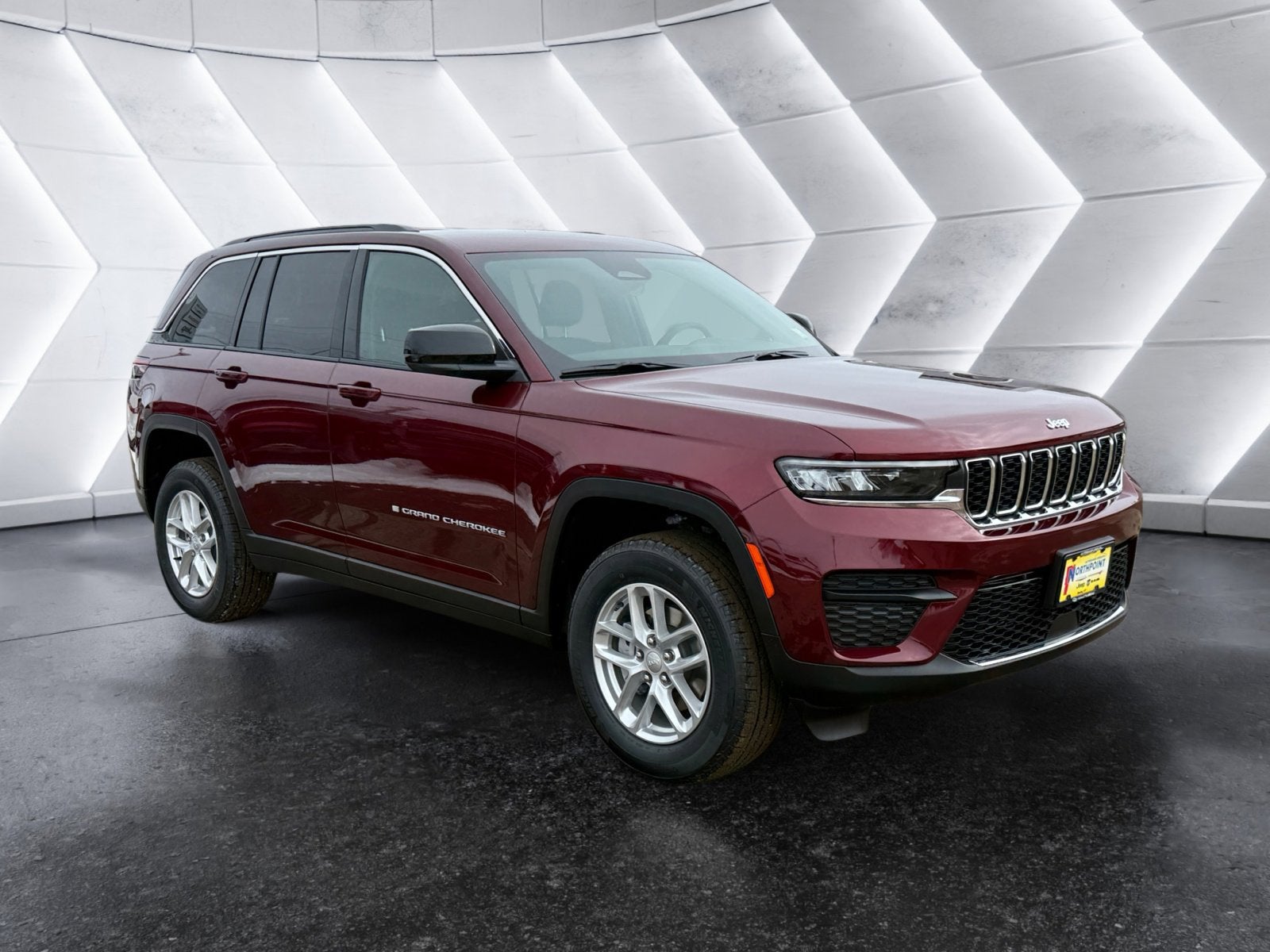 2026 Jeep Grand Cherokee Laredo