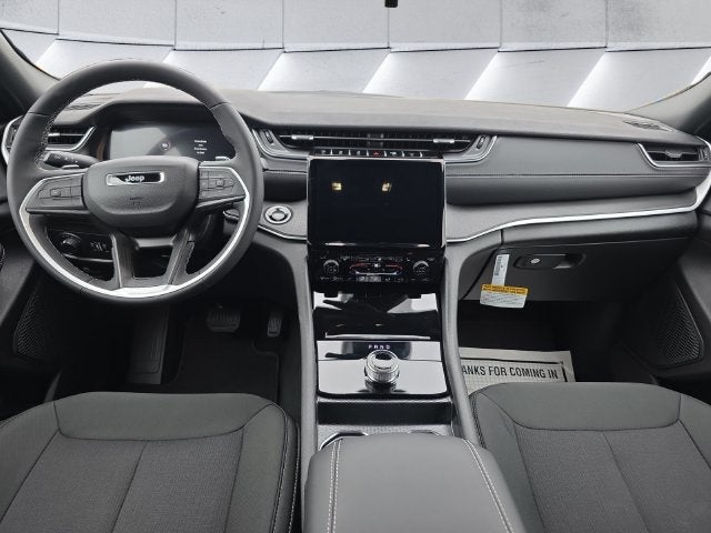 2027 Jeep Grand Cherokee Laredo X