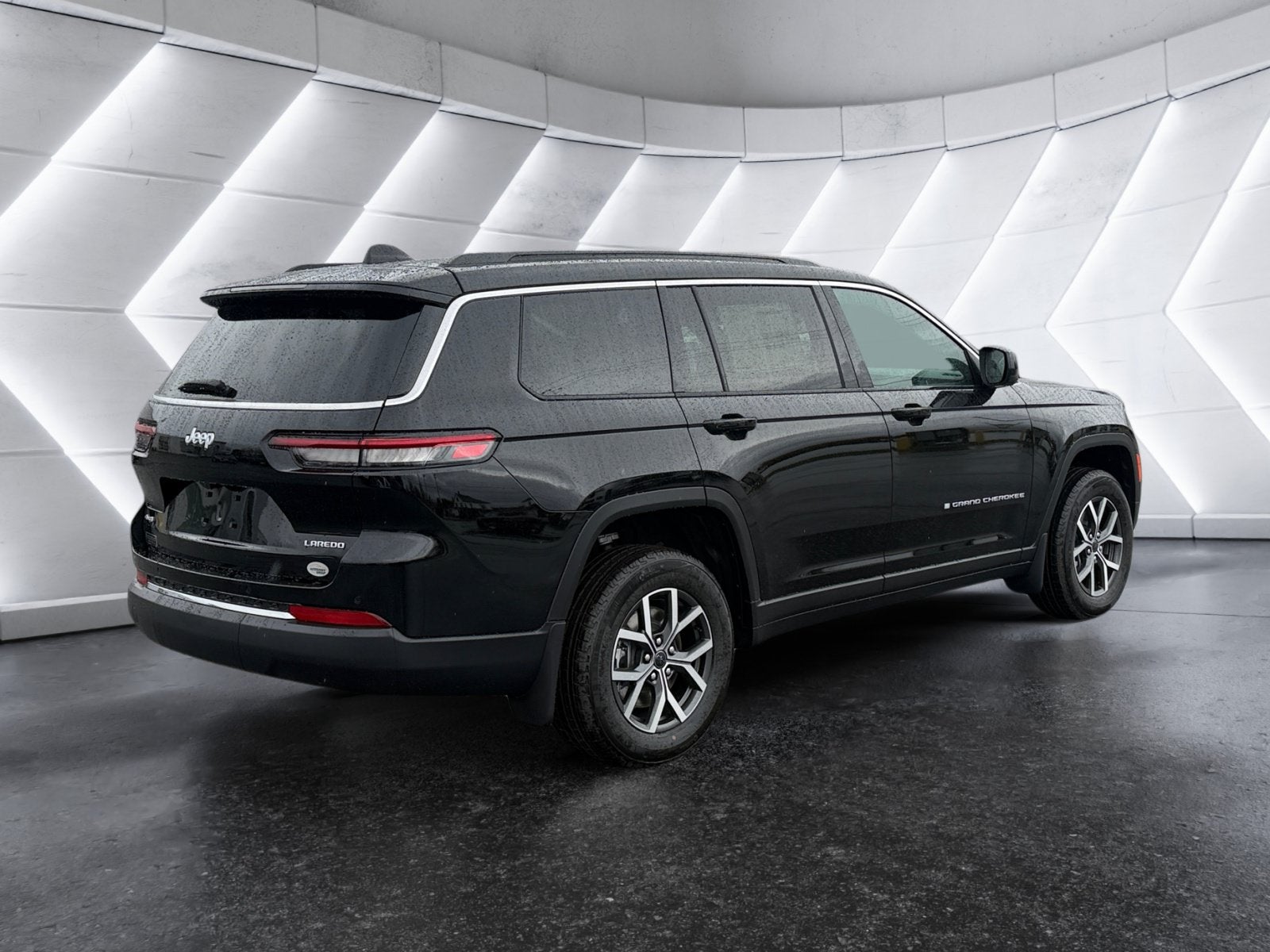 2027 Jeep Grand Cherokee L Laredo X