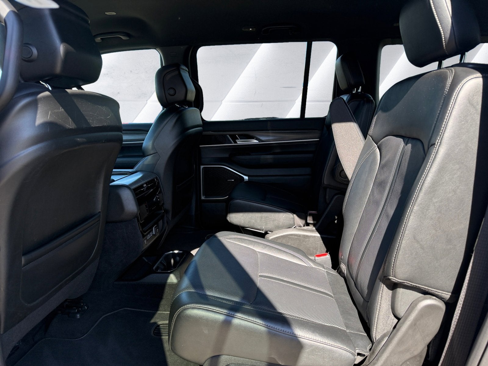 2024 Jeep Wagoneer Series III