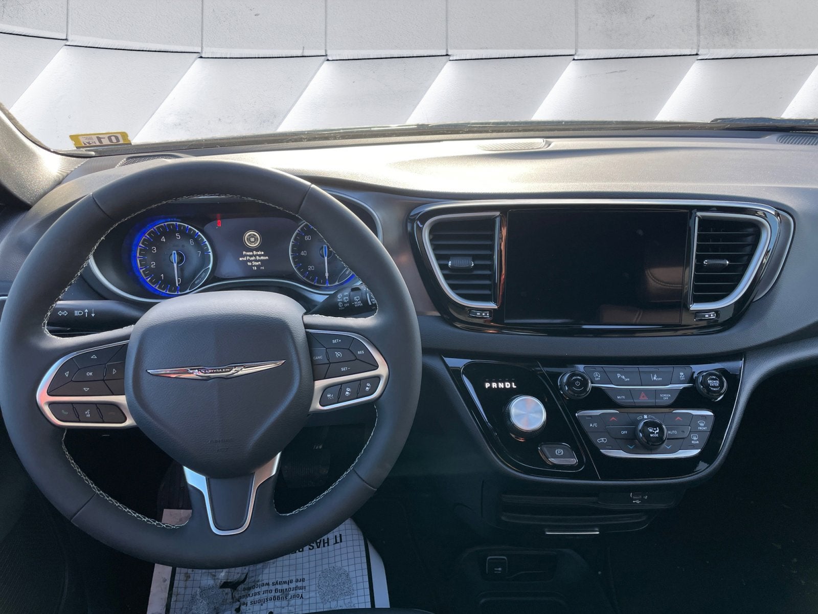 2026 Chrysler Voyager LX