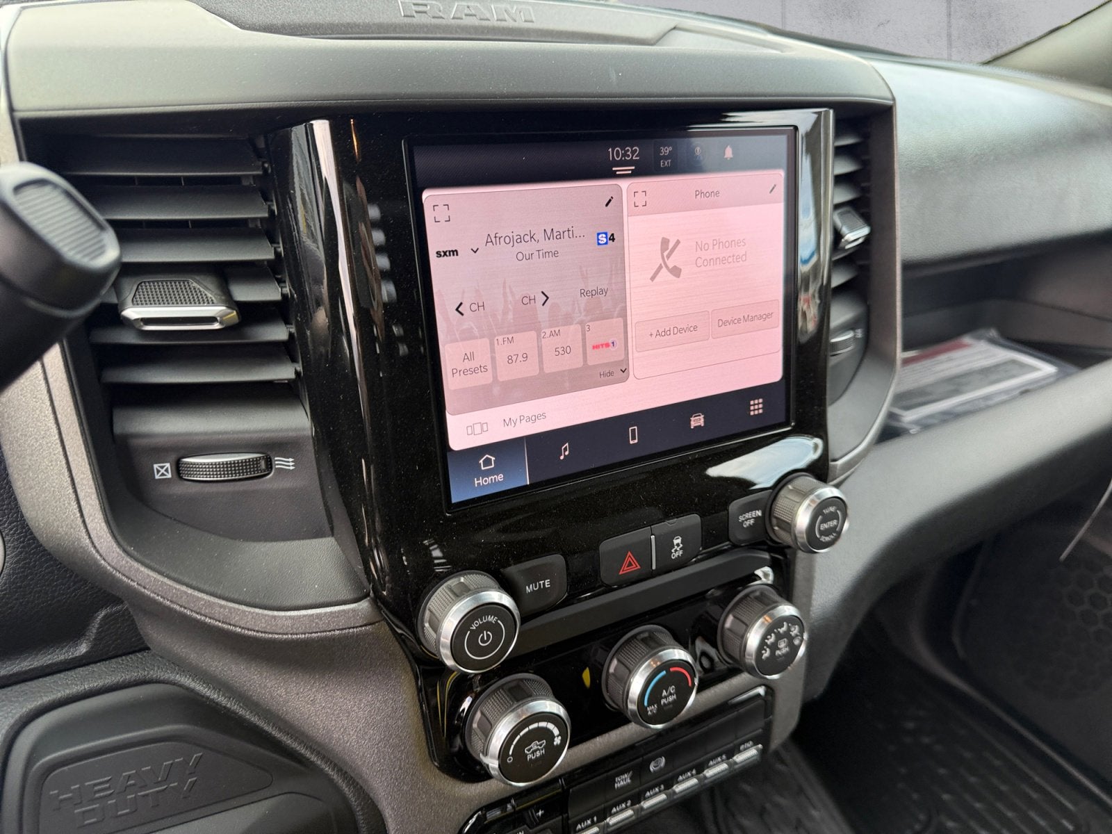 2026 RAM 3500 Chassis Cab TRADESMAN AIRFLO 2-3 Yard Dump Body