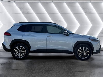 2025 Toyota Corolla Cross XLE
