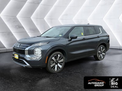 2025 Mitsubishi Outlander SE