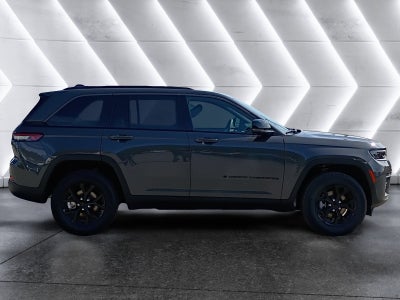 2026 Jeep Grand Cherokee Laredo