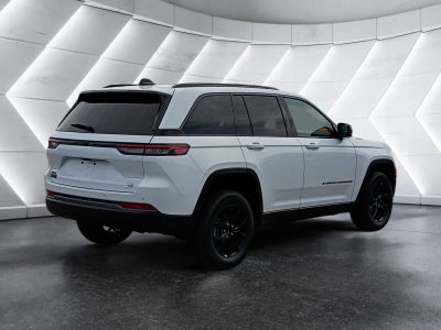 2026 Jeep Grand Cherokee Laredo