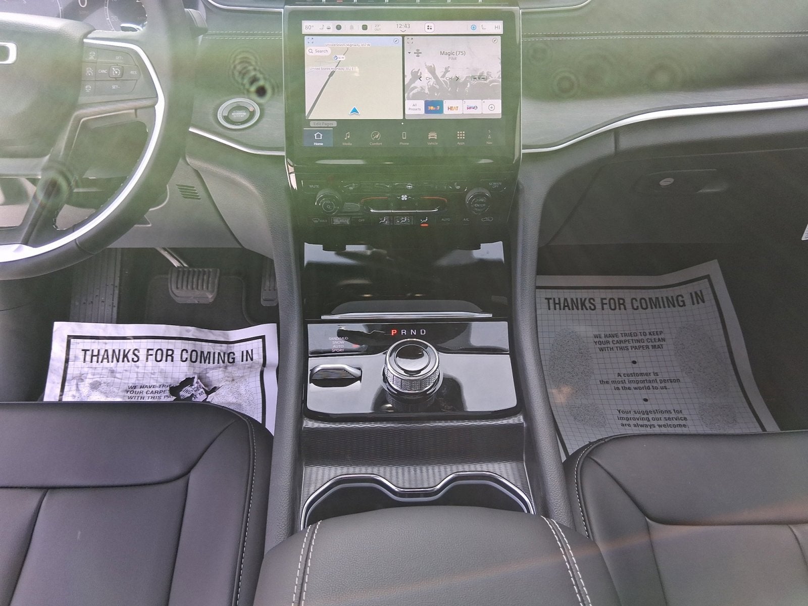 2025 Jeep Grand Cherokee Limited BLACKOUT