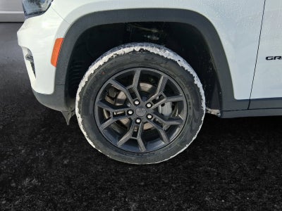 2025 Jeep Grand Cherokee Limited BLACKOUT