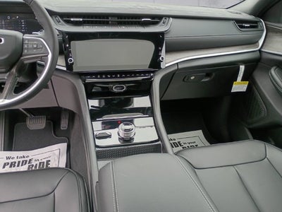 2027 Jeep Grand Cherokee Limited ALTITUDE