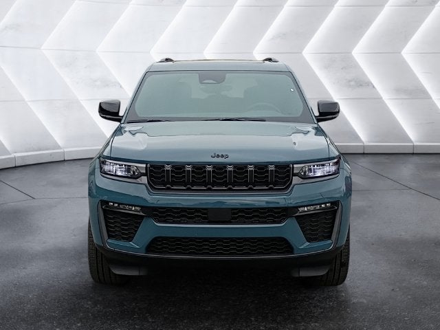 2027 Jeep Grand Cherokee Limited ALTITUDE