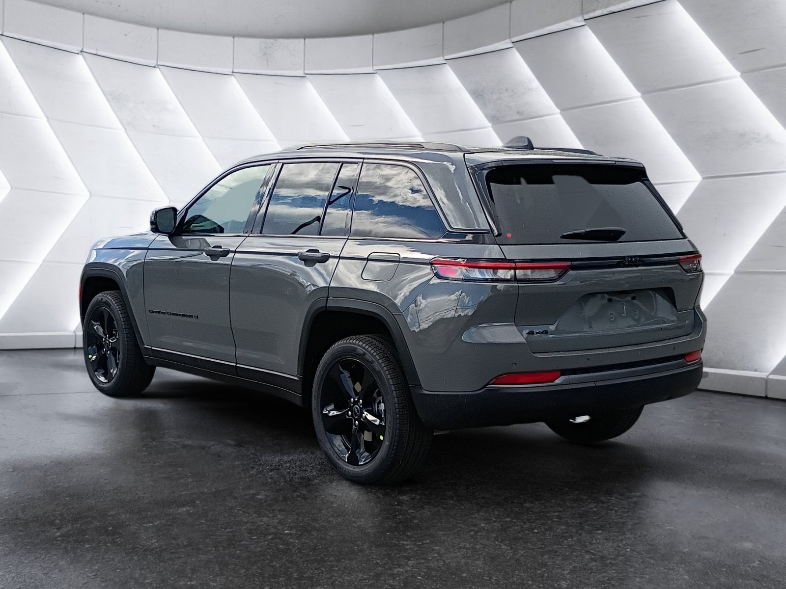 2027 Jeep Grand Cherokee Limited ALTITUDE PACKAGE