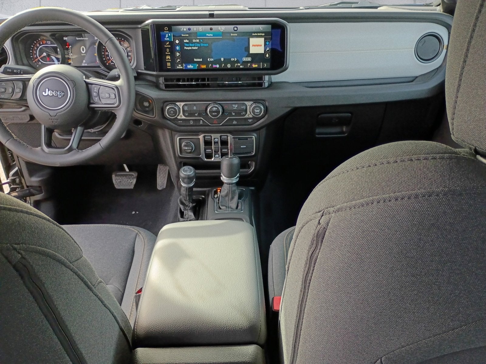 2025 Jeep Gladiator Sport S