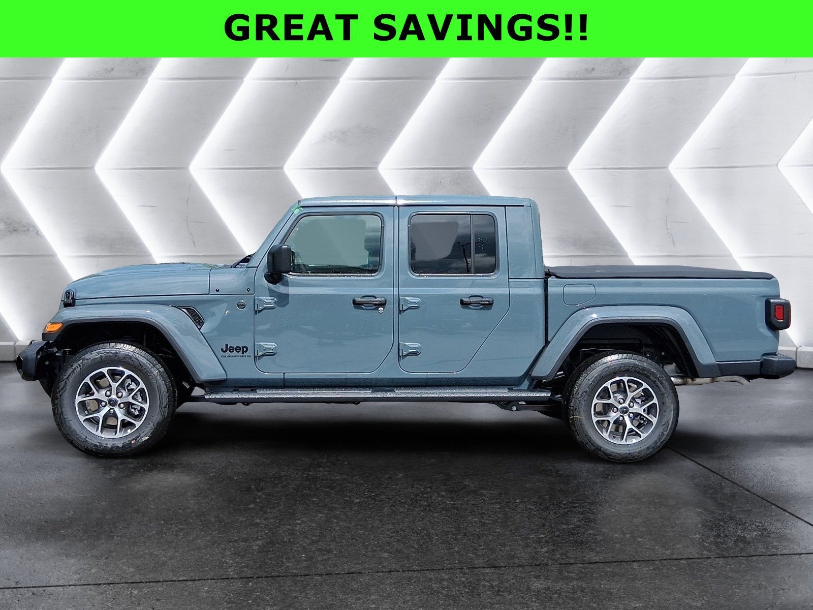 2025 Jeep Gladiator Sport S