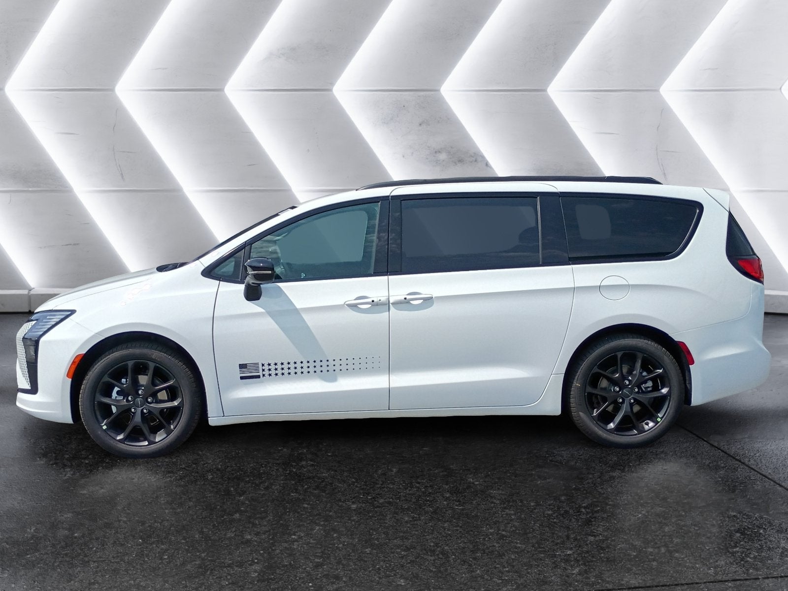 2027 Chrysler Pacifica Select