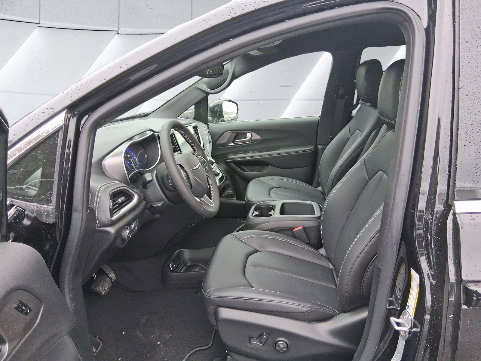 2026 Chrysler Pacifica Select 8 PASSENGER